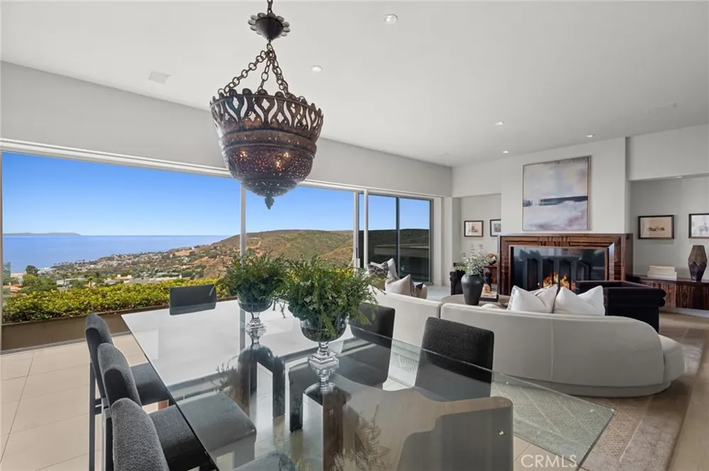 1409 Samoa Way Laguna Beach, CA 92651