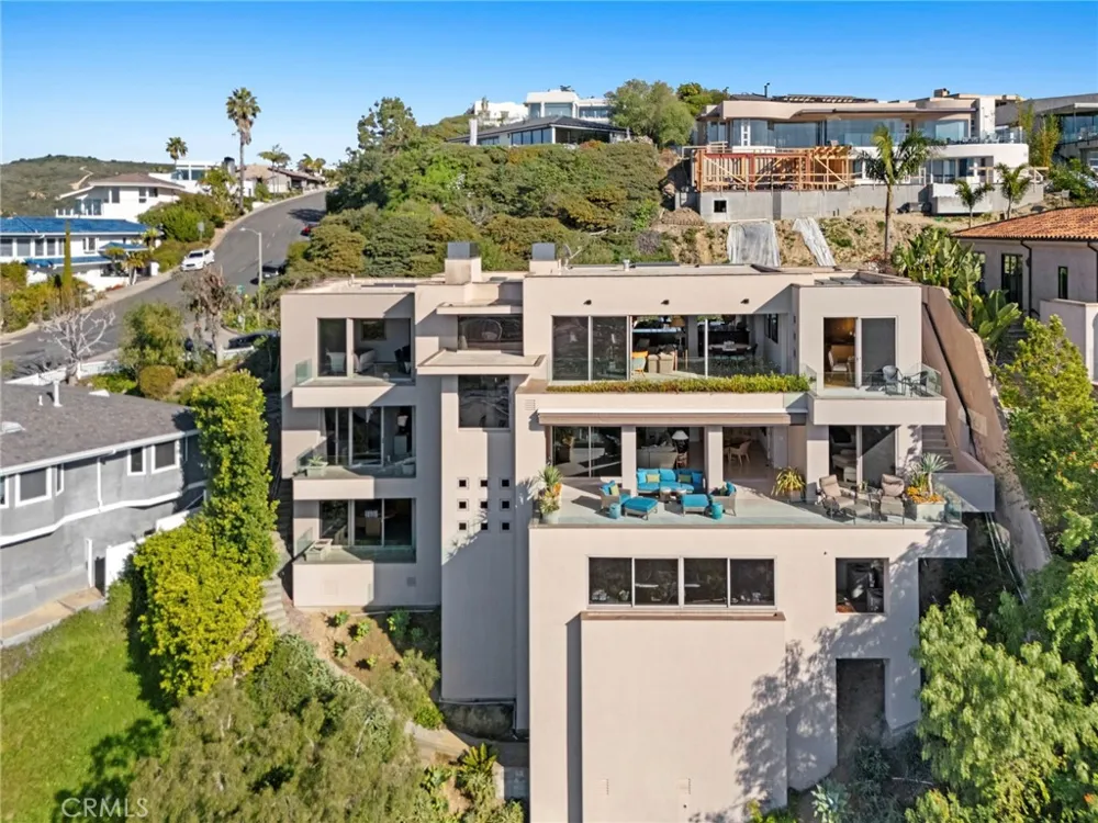 1409 Samoa Way Laguna Beach, CA 92651