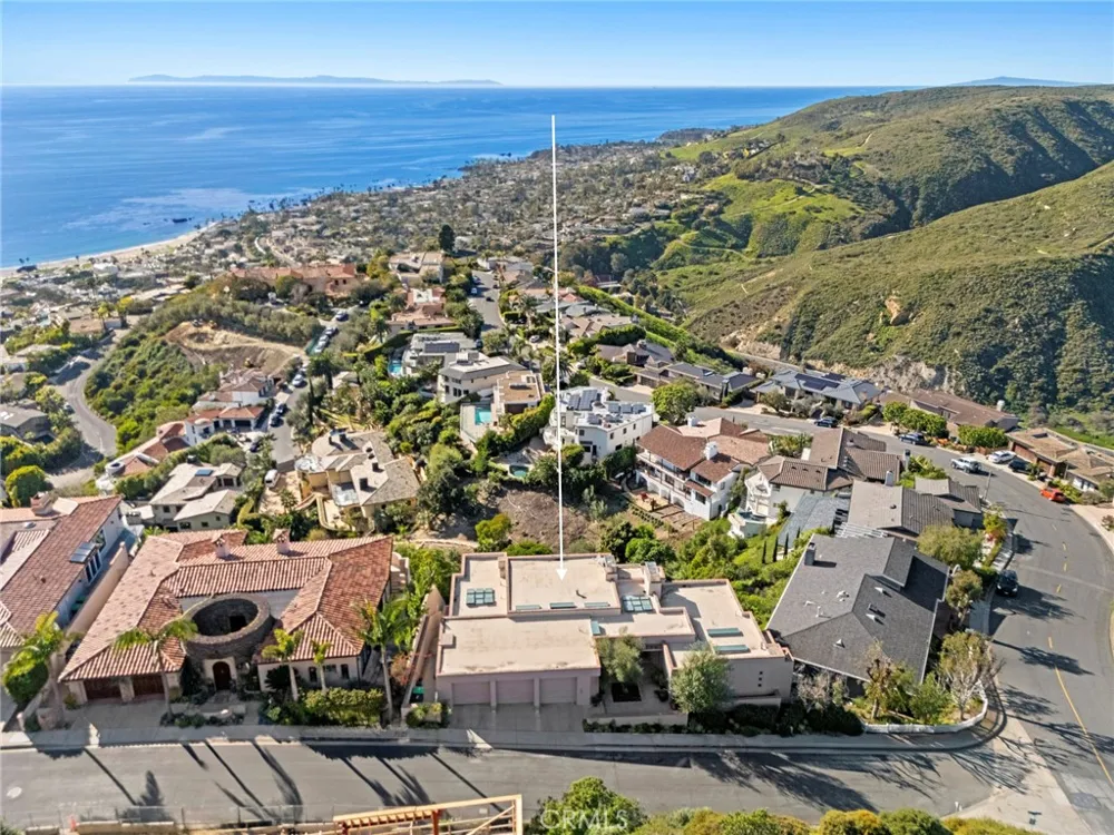 1409 Samoa Way Laguna Beach, CA 92651