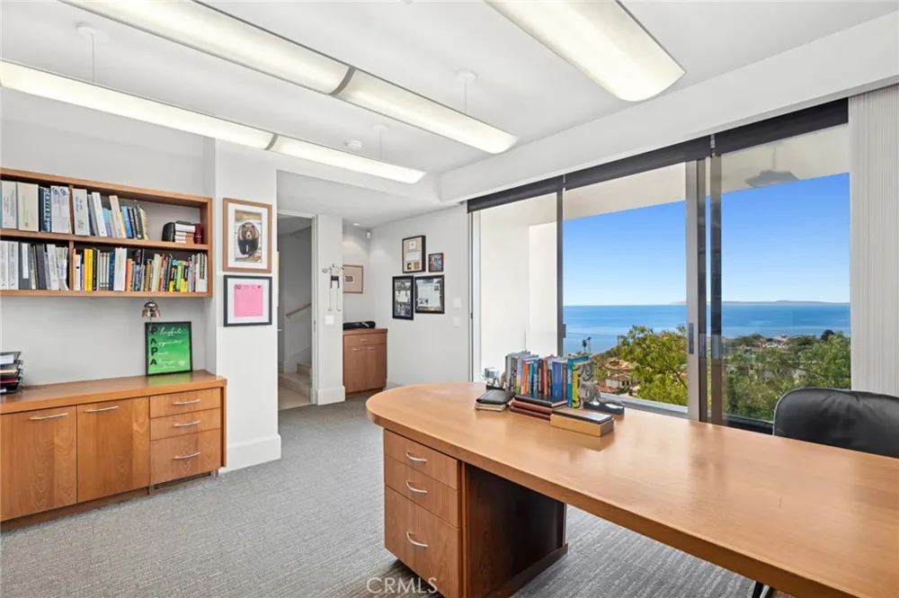 1409 Samoa Way Laguna Beach, CA 92651