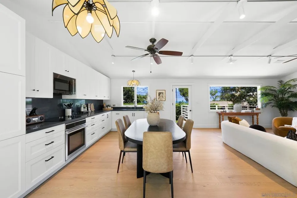 308 Glenmont Dr Solana Beach, CA 92075