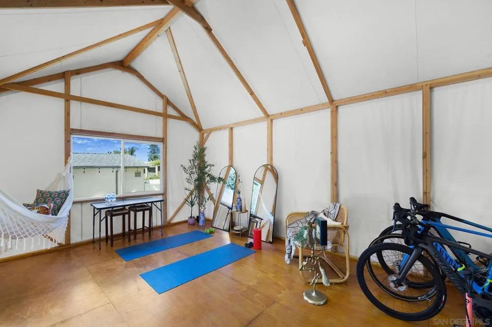 308 Glenmont Dr Solana Beach, CA 92075