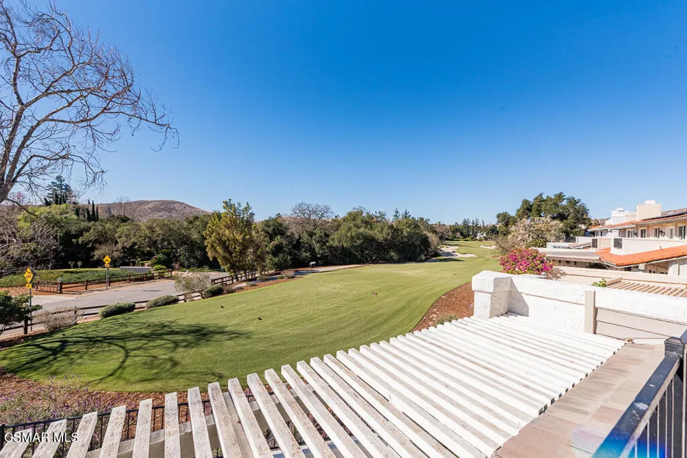 1725 Royal Saint George Drive Westlake Village, CA 91362