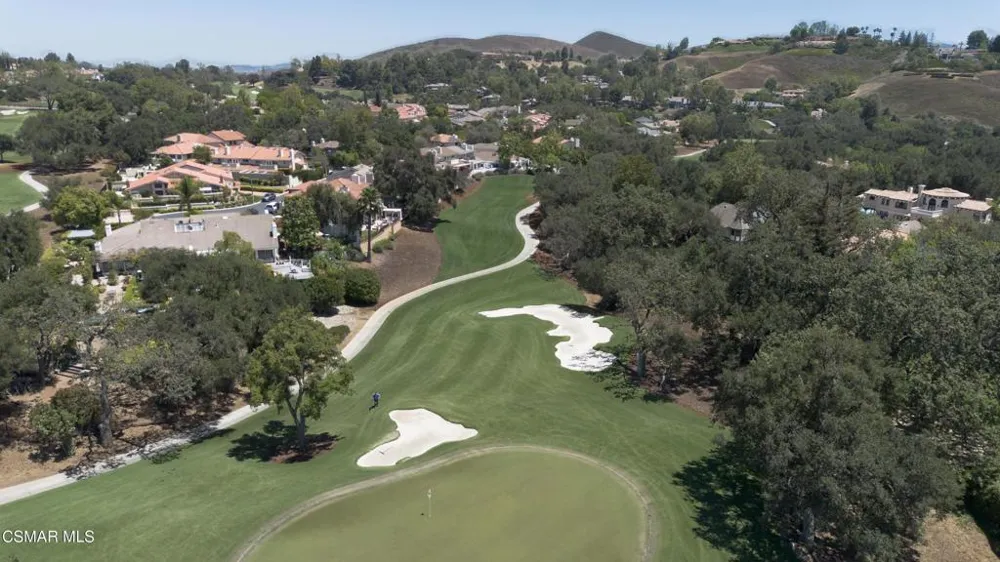 1725 Royal Saint George Drive Westlake Village, CA 91362