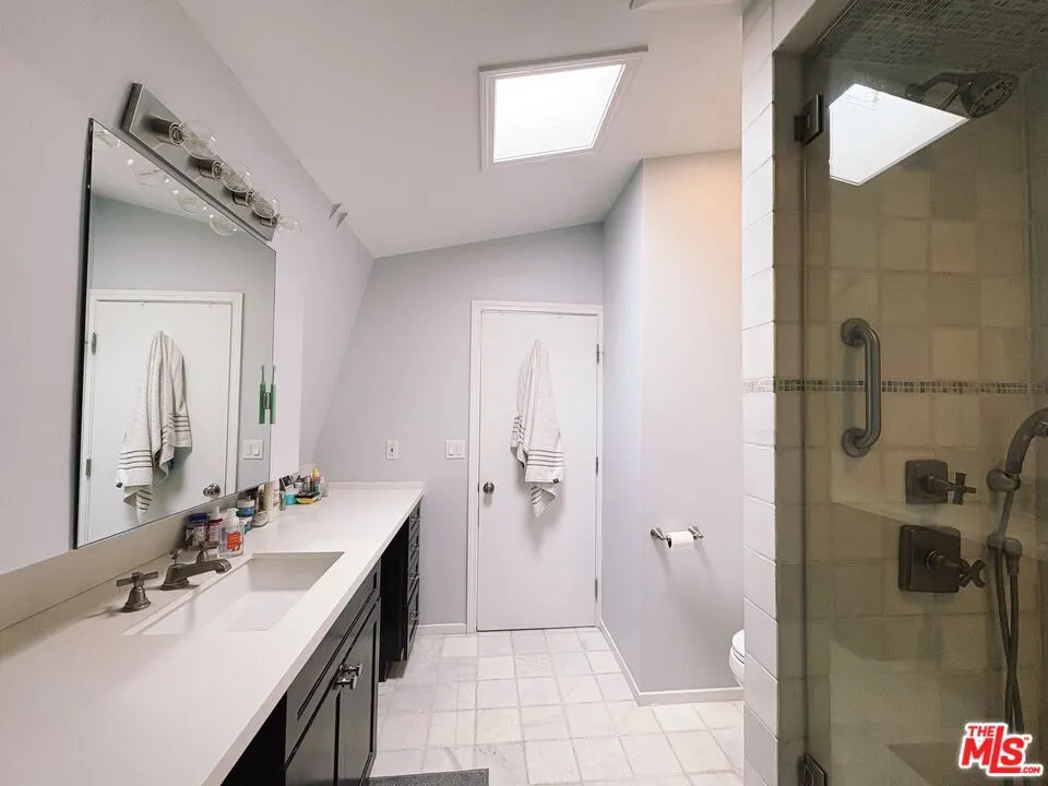 22013 Alta Drive Topanga, CA 90290