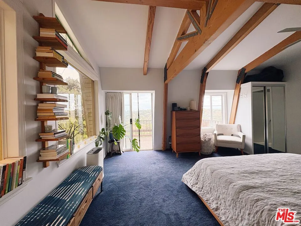 22013 Alta Drive Topanga, CA 90290