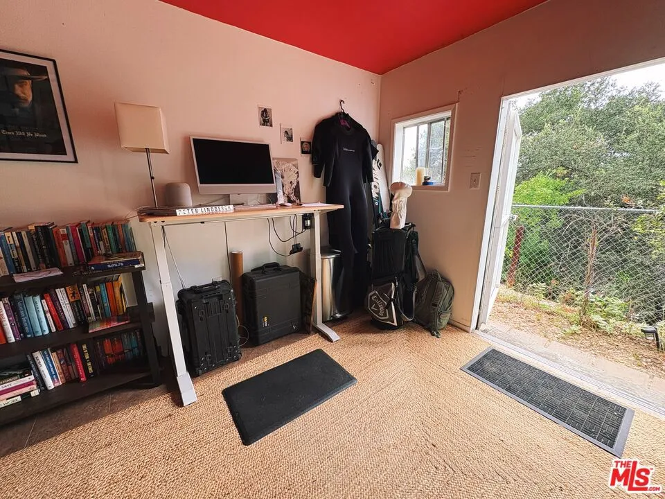 22013 Alta Drive Topanga, CA 90290