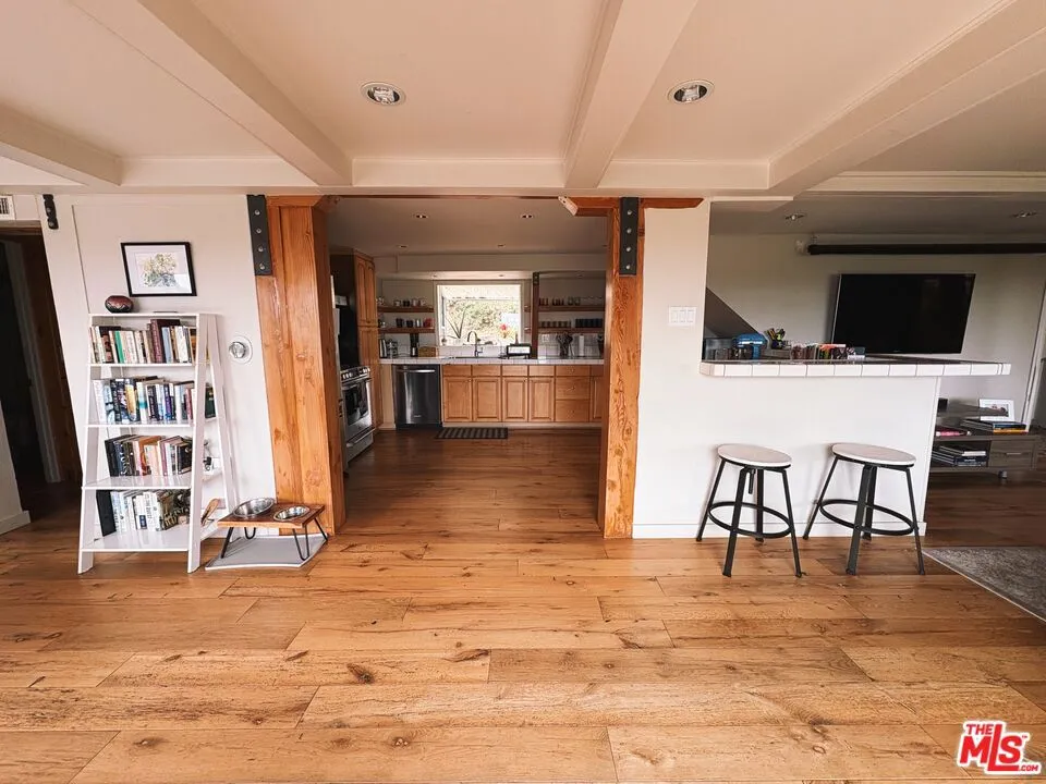 22013 Alta Drive Topanga, CA 90290