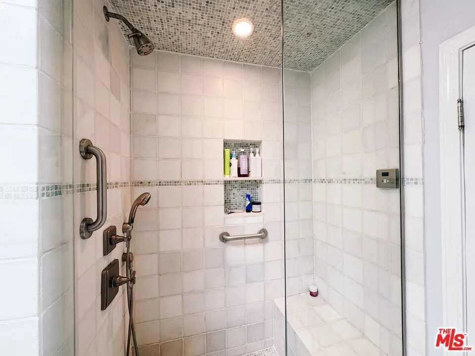 22013 Alta Drive Topanga, CA 90290