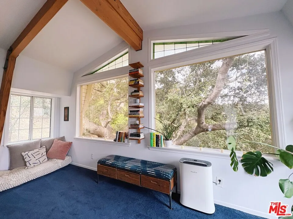 22013 Alta Drive Topanga, CA 90290