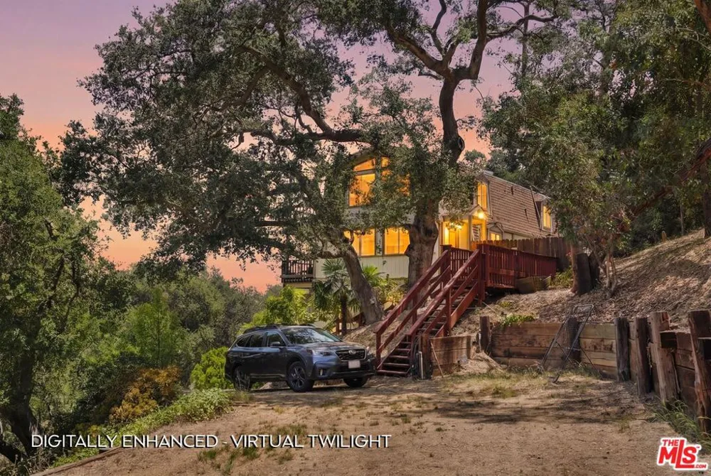 22013 Alta Drive Topanga, CA 90290