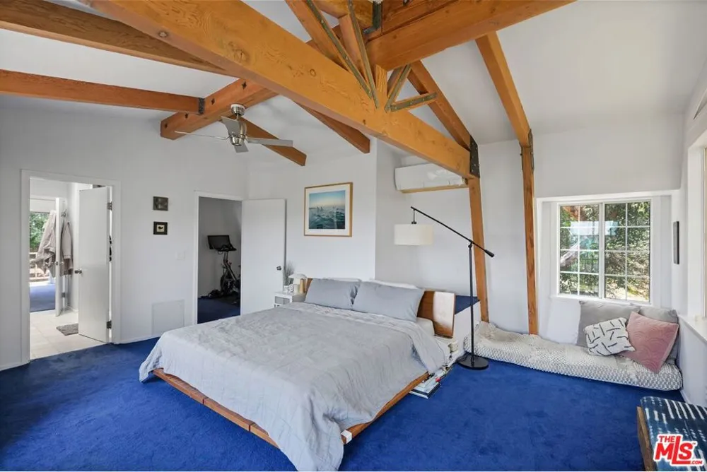 22013 Alta Drive Topanga, CA 90290