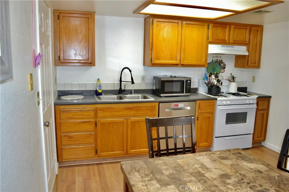 809 S Sunset Ridgecrest, CA 93555