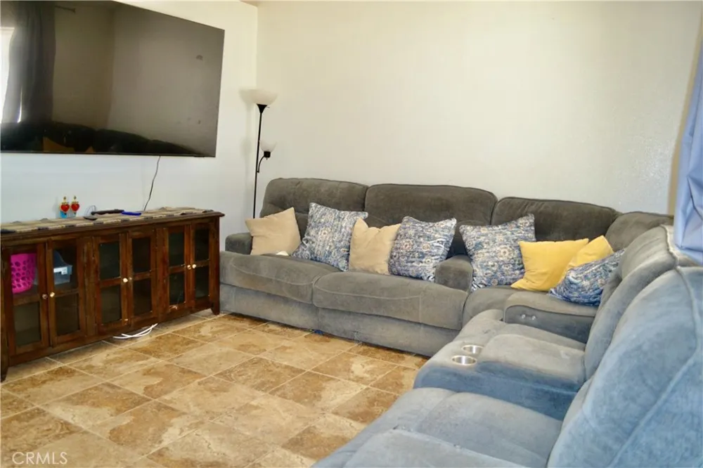 809 S Sunset Ridgecrest, CA 93555