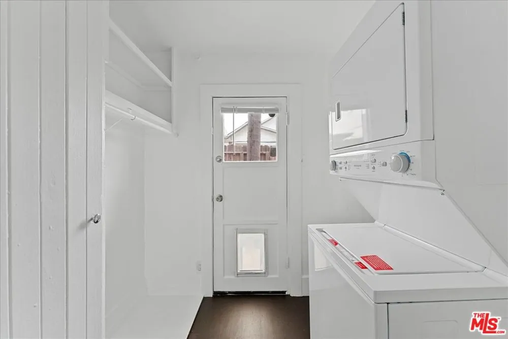 1226 Corona Street Hermosa Beach, CA 90254