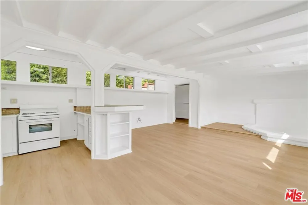 1226 Corona Street Hermosa Beach, CA 90254