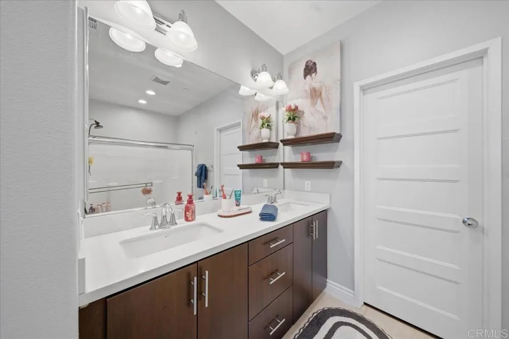 42921 Avenida Amistad Temecula, CA 92592