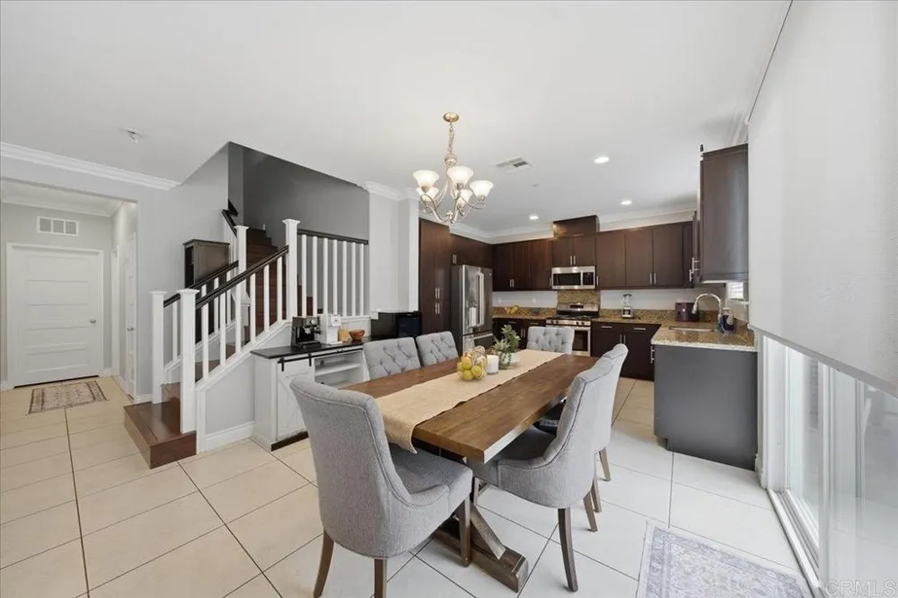 42921 Avenida Amistad Temecula, CA 92592