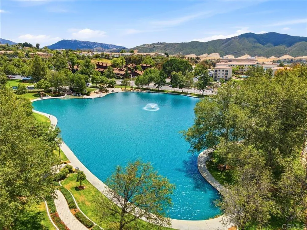 42921 Avenida Amistad Temecula, CA 92592