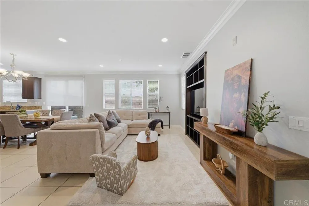 42921 Avenida Amistad Temecula, CA 92592
