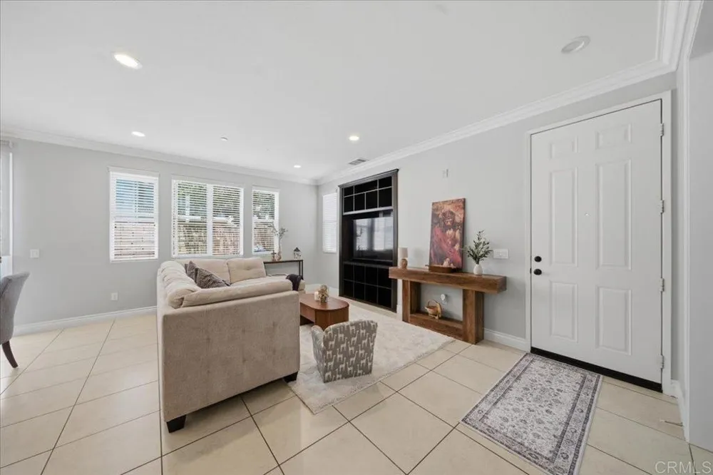 42921 Avenida Amistad Temecula, CA 92592