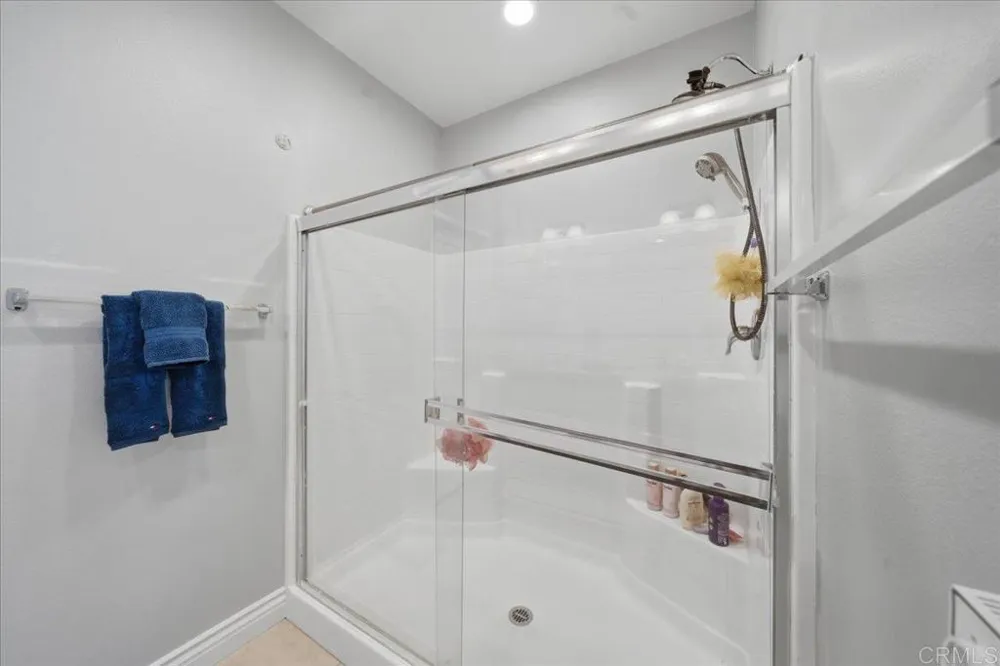 42921 Avenida Amistad Temecula, CA 92592