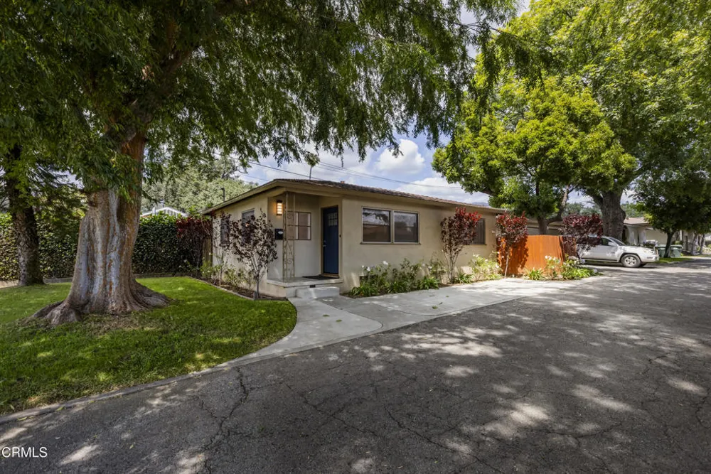 420 Violet Avenue Monrovia, CA 91016