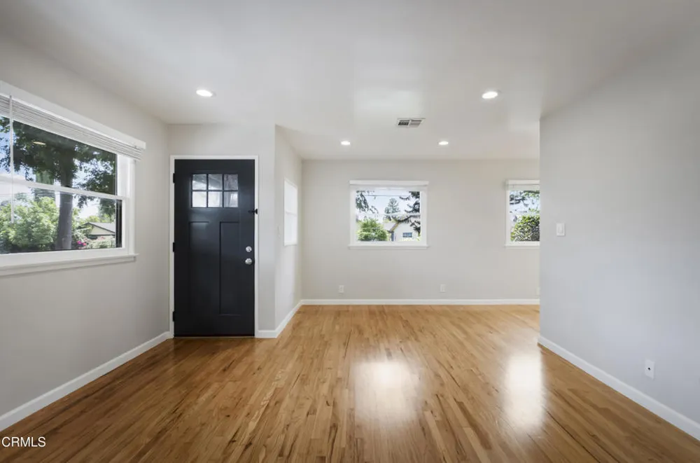 420 Violet Avenue Monrovia, CA 91016
