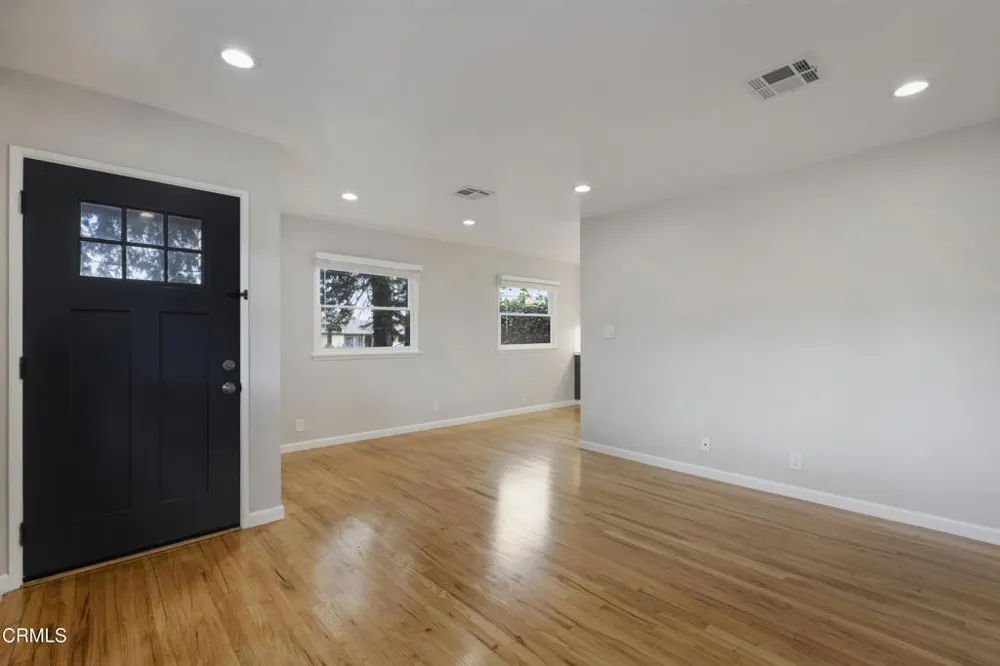 420 Violet Avenue Monrovia, CA 91016