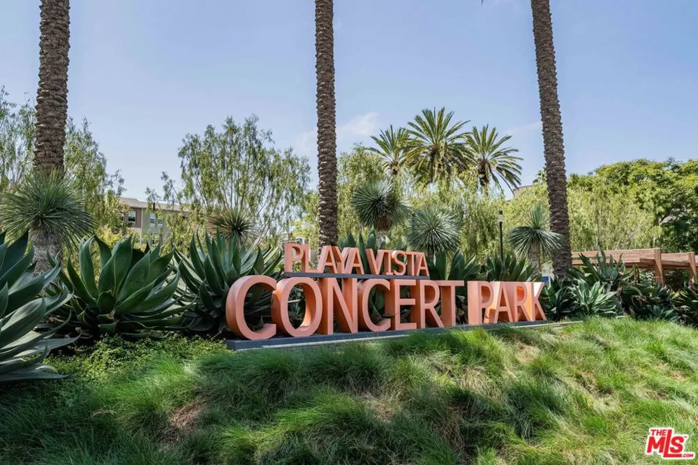 6020 Seabluff Drive #416 Playa Vista, CA 90094