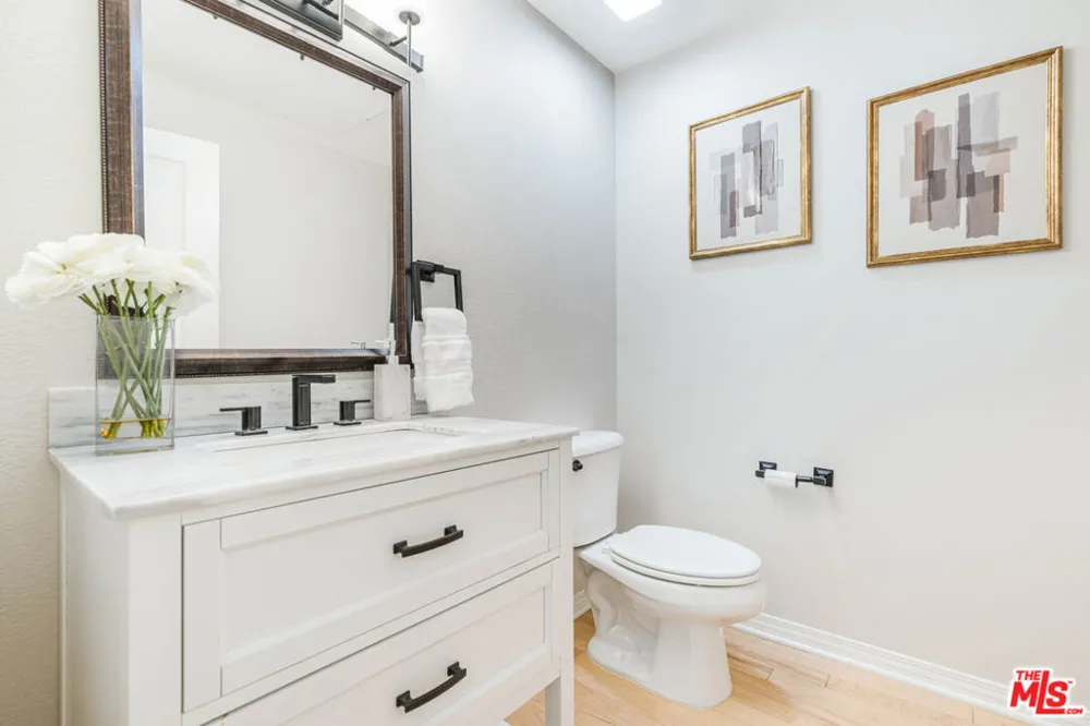 6020 Seabluff Drive #416 Playa Vista, CA 90094