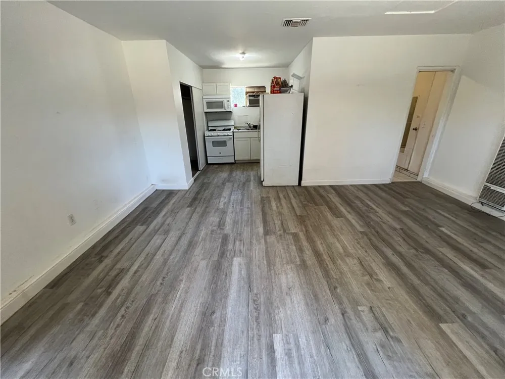 38158 Cherry Valley Cherry Valley, CA 92223