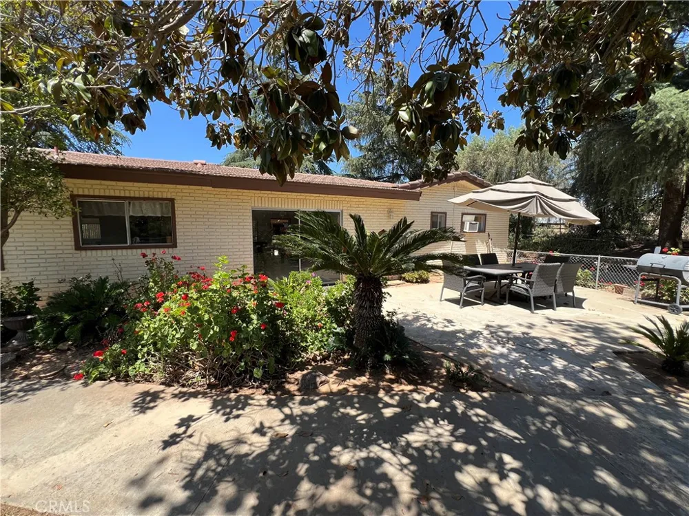 38158 Cherry Valley Cherry Valley, CA 92223