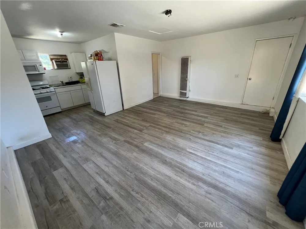 38158 Cherry Valley Cherry Valley, CA 92223