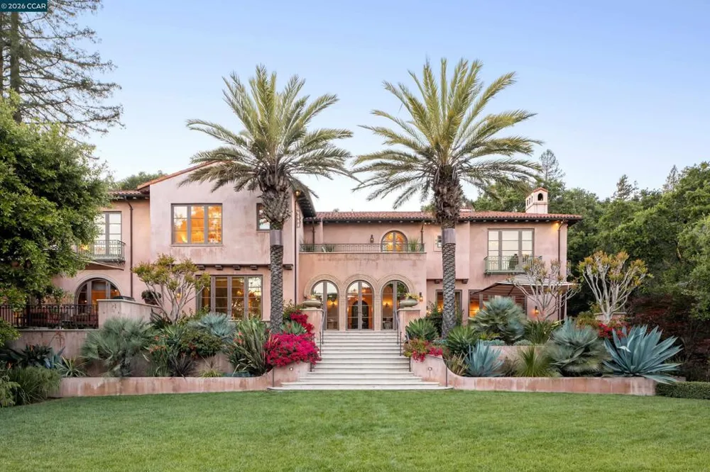 280 Indian Rd Piedmont, CA 94610
