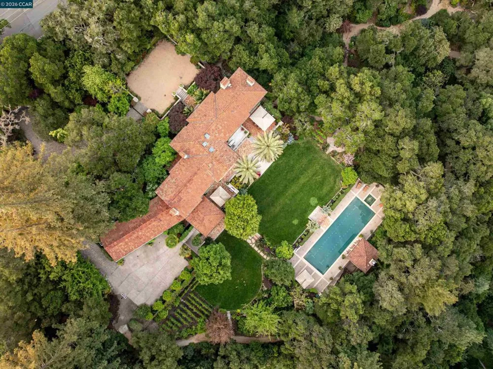 280 Indian Rd Piedmont, CA 94610