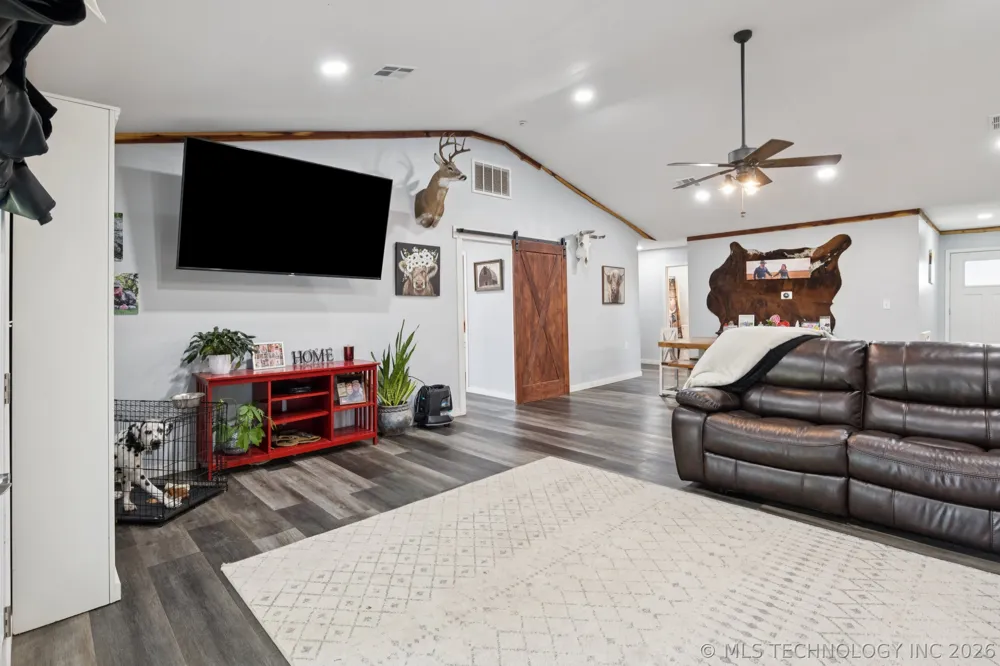 2801 E 480 Pryor, OK 74361