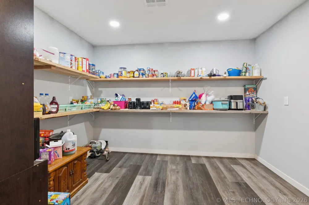 2801 E 480 Pryor, OK 74361