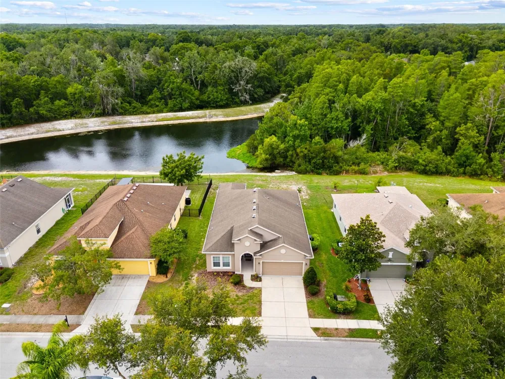 11059 BELLE HAVEN DRIVE New Port Richey, FL 34654