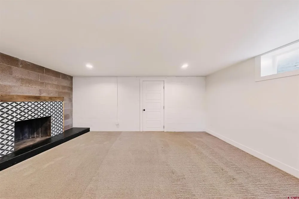 221 Teller Street Gunnison, CO 81230