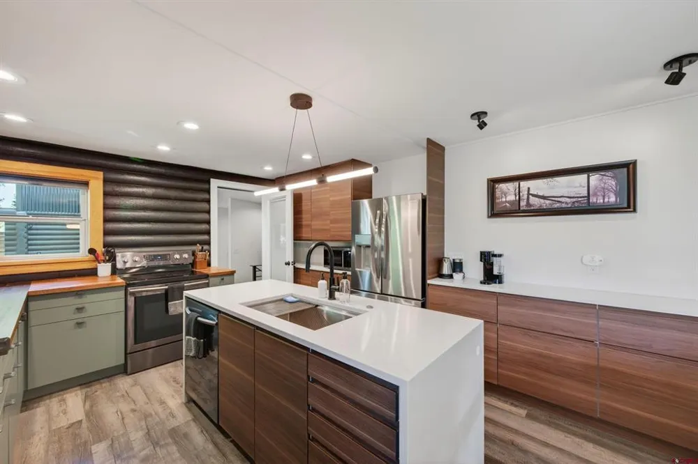 221 Teller Street Gunnison, CO 81230