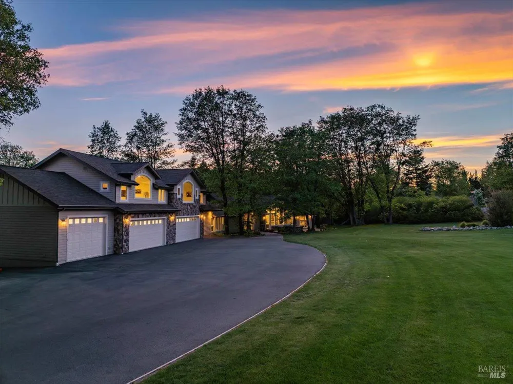 1395 Northridge Drive Mount Shasta, CA 96067