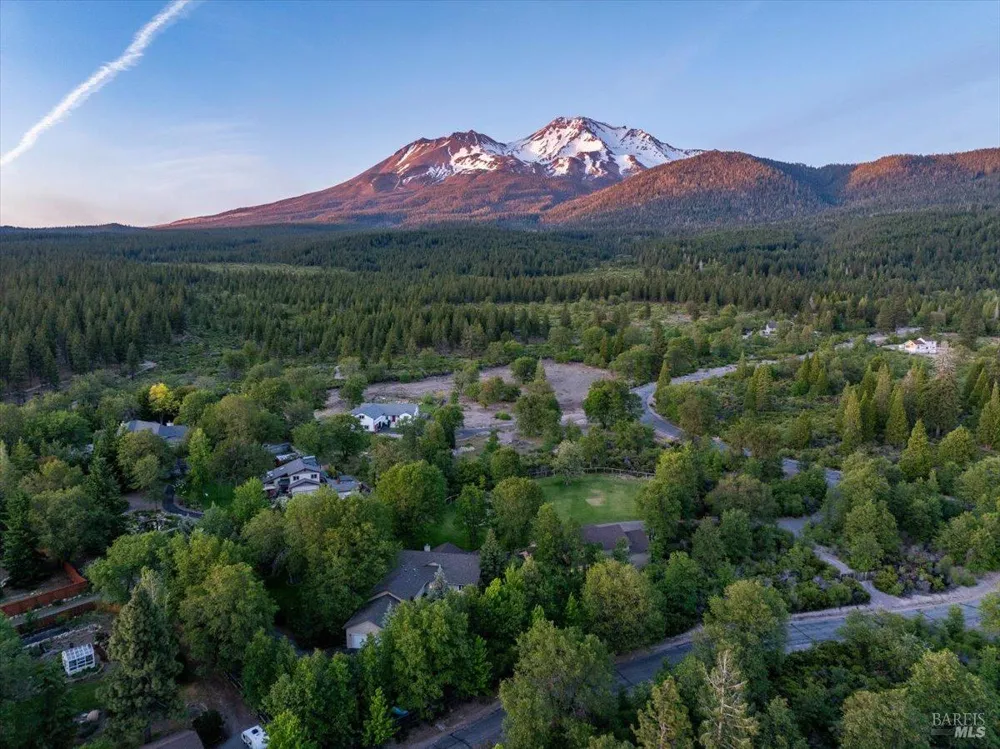 1395 Northridge Drive Mount Shasta, CA 96067