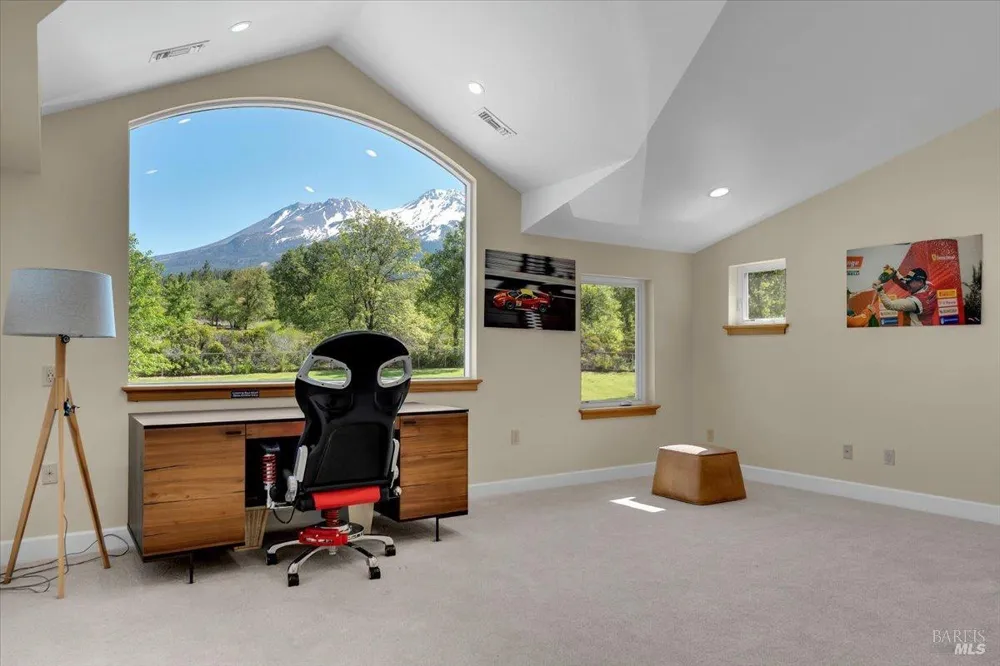 1395 Northridge Drive Mount Shasta, CA 96067