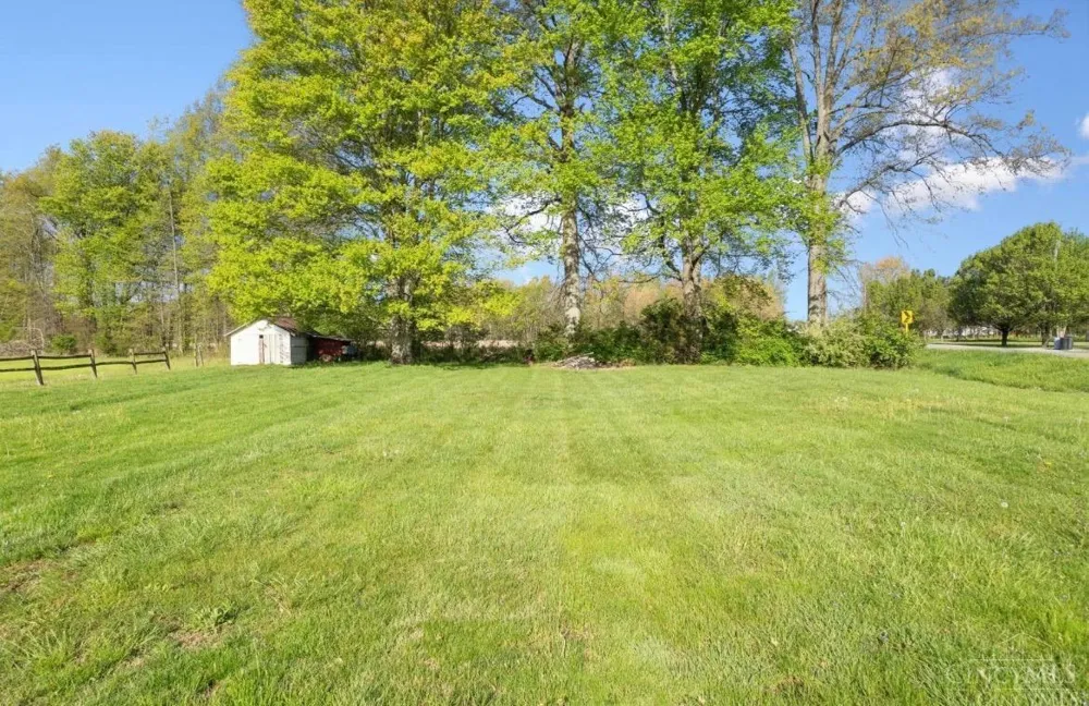 220 Greenbush Road Clay, OH 45154