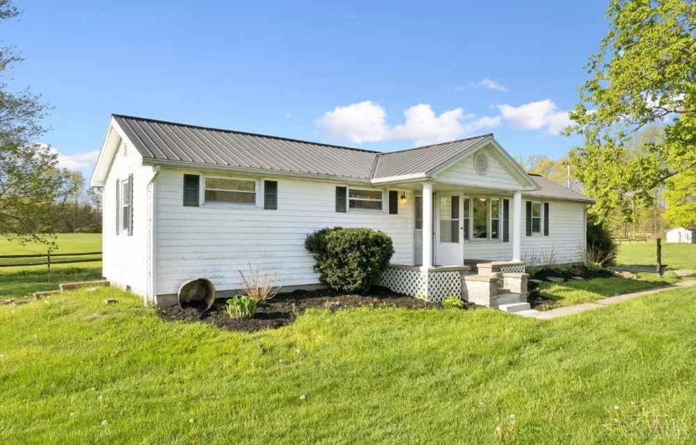 220 Greenbush Road Clay, OH 45154