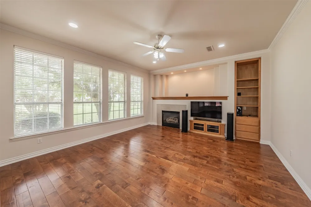 1049 Van Zandt Court Haslet, TX 76052