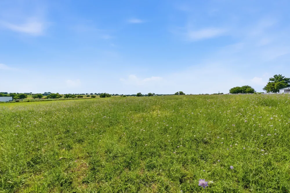 303 Mesa Ridge Decatur, TX 76234