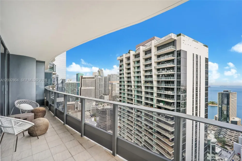1000 Brickell Plz #4401 Miami, FL 33131