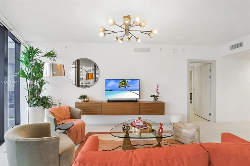 1000 Brickell Plz #4401 Miami, FL 33131